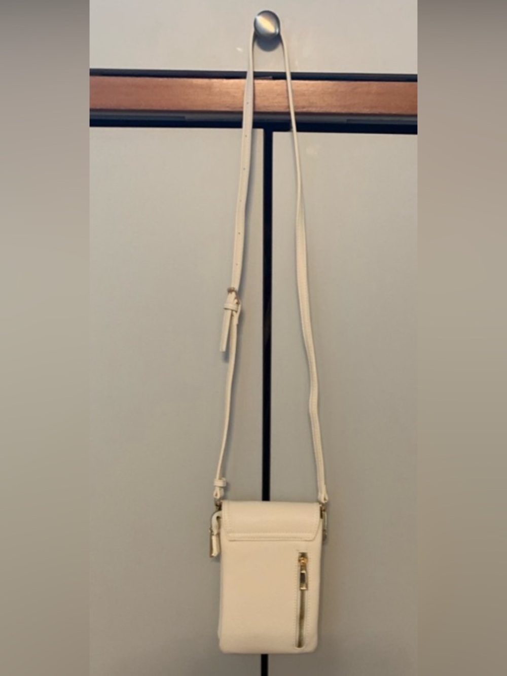 Cream Crossbody Travel Bag Multi Pocket Vegan Leather Organizer Purse NWOT - Picture 4 of 14